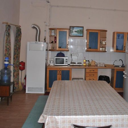 Hostel Comfort Lviv Bagian luar foto