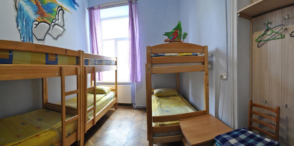 Hostel Comfort Lviv Bagian luar foto