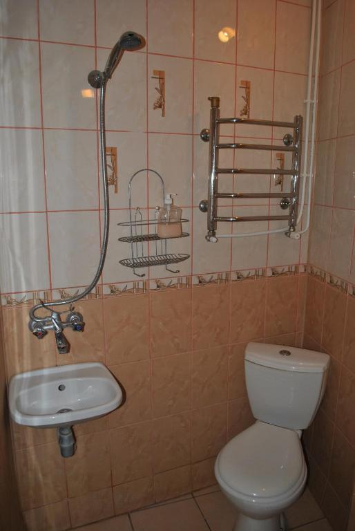 Hostel Comfort Lviv Ruang foto